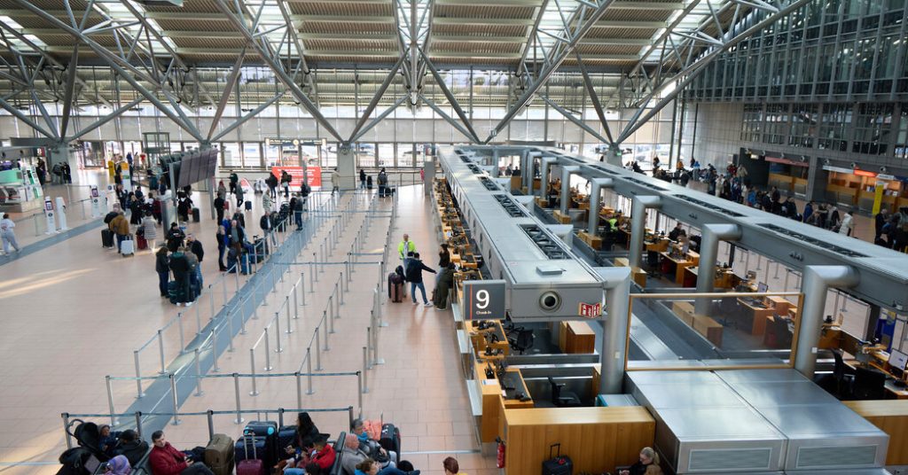Hamburg Airport Halts All Flights as Floor Employees Strike Hamburg Airport Halts All Flights as Floor Employees Strike