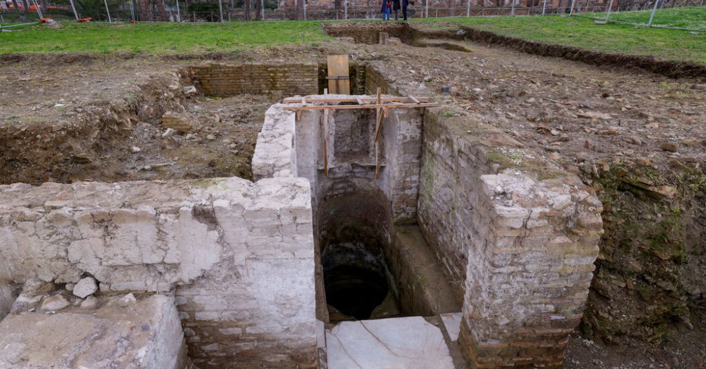 Archaeologists Unearth Oldest Jewish Ritual Bathtub Present in Europe