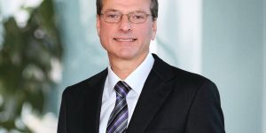 2025 IEEE Medal of Honor Awarded to Broadcom’s Henry Samueli