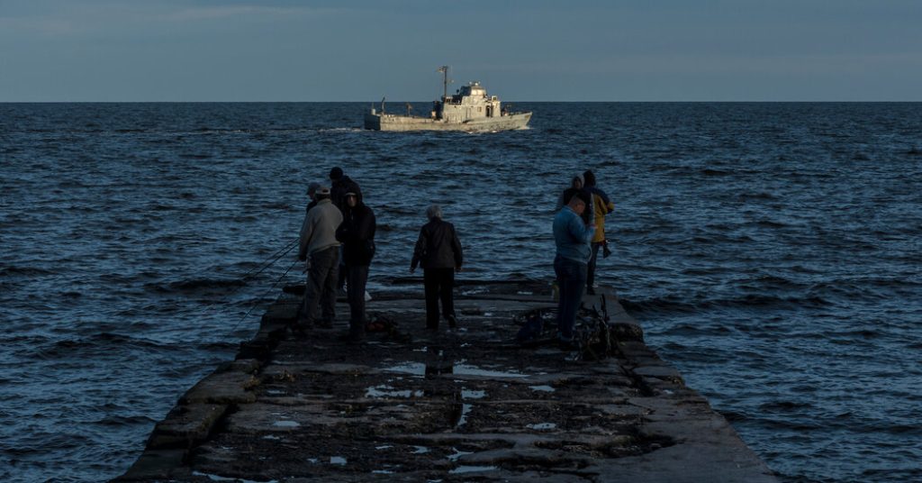 Russia and Ukraine Comply with Black Sea Stop-fire: What to Know Russia and Ukraine Comply with Black Sea Stop-fire: What to Know