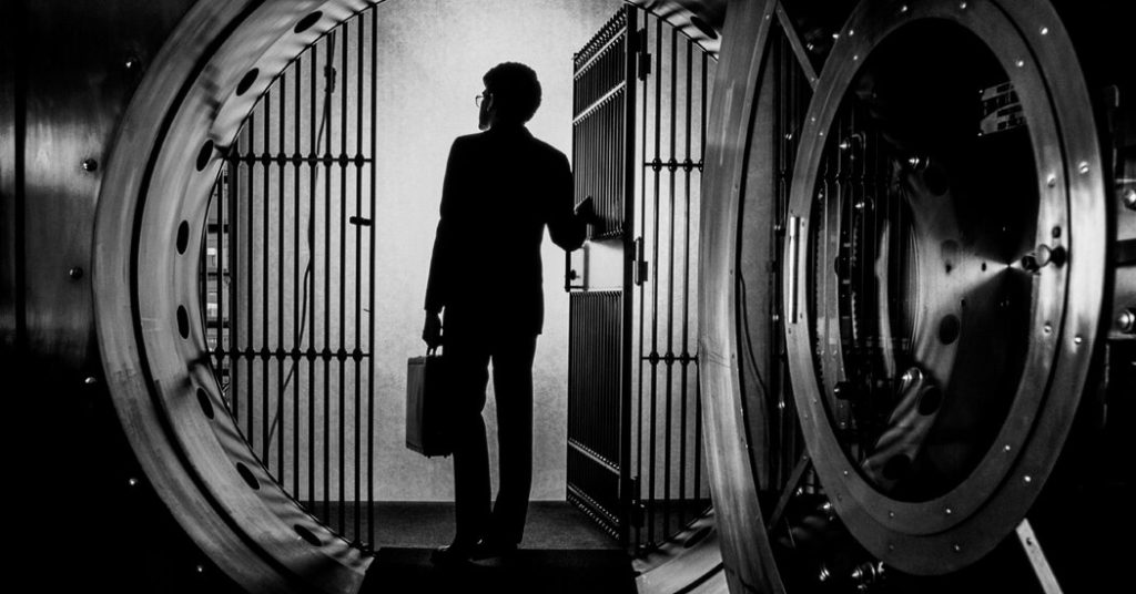 Opinion | International Spies to Group Trump: 👊🇺🇸🔥 Opinion | International Spies to Group Trump: 👊🇺🇸🔥