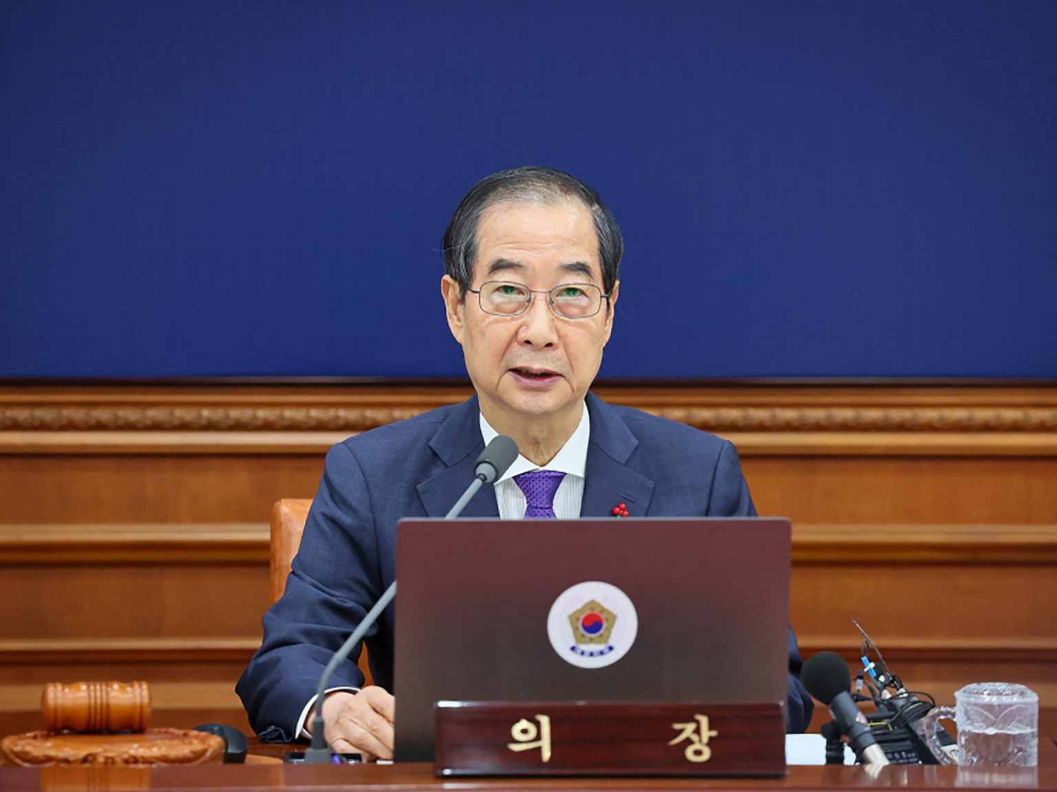 South Korean courtroom reinstates impeached prime minister as performing president | Politics Information