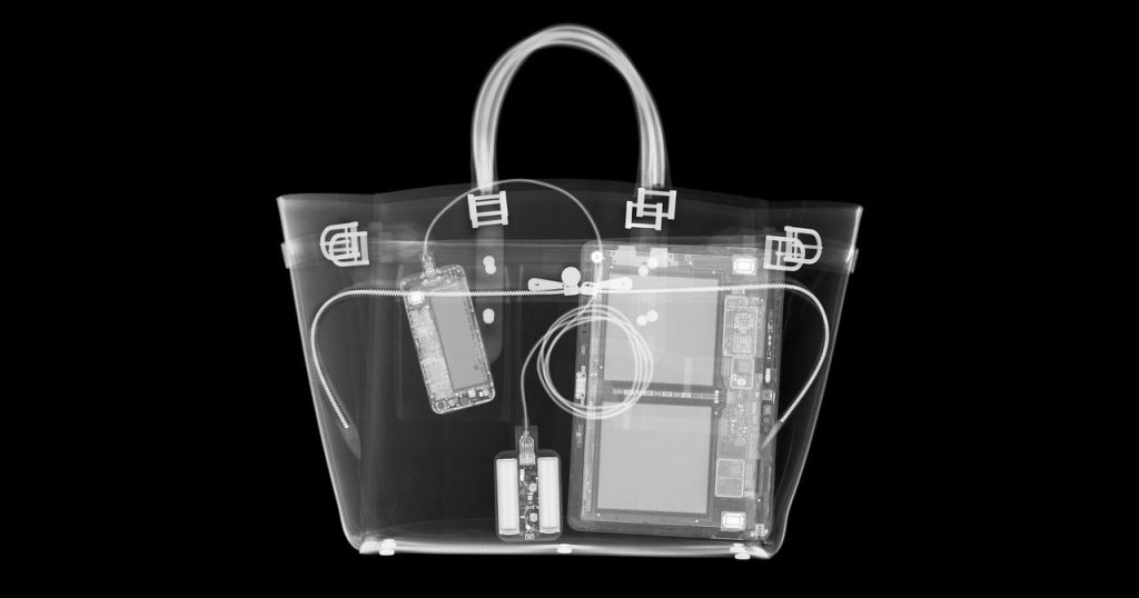 Enter the US With Your Digital Privateness Intact Enter the US With Your Digital Privateness Intact