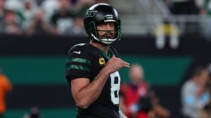 Aaron Rodgers reportedly might make daring resolution amid Steelers, Vikings rumors
