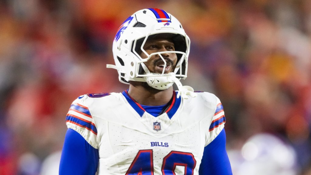 Payments launch veteran DE Von Miller