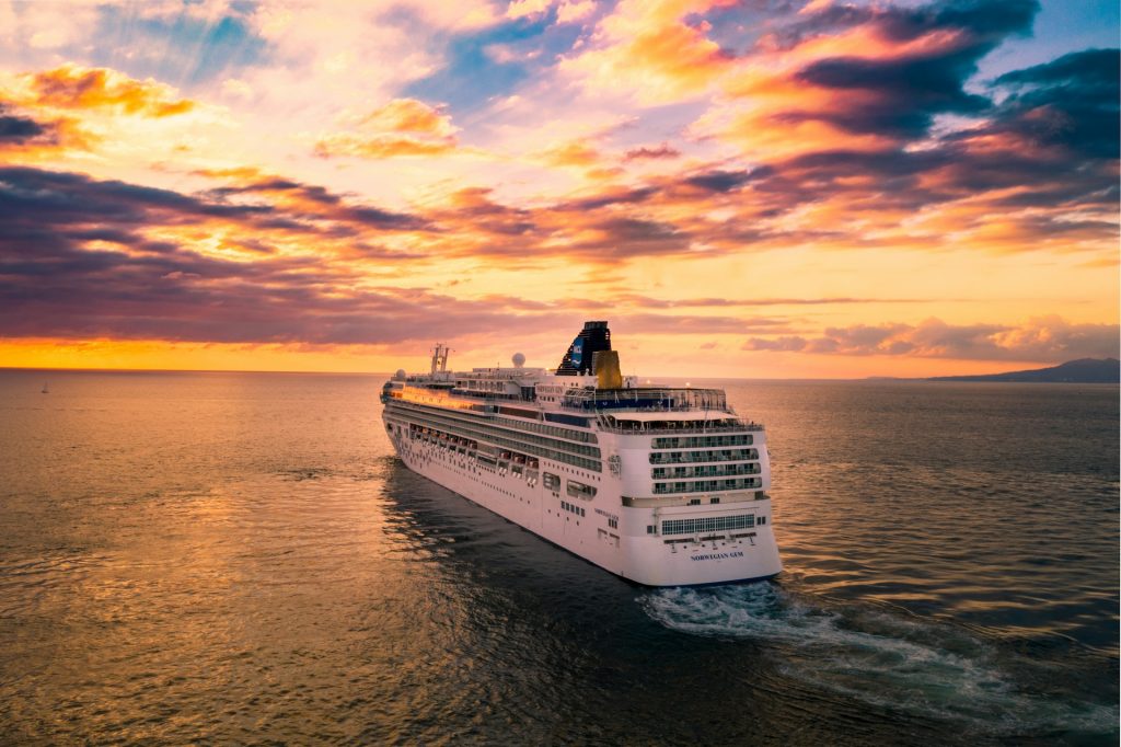 Set Sail for Romance: The Distinctive Benefits of Cruise Holidays for Younger {Couples} Set Sail for Romance: The Distinctive Benefits of Cruise Holidays for Younger {Couples}
