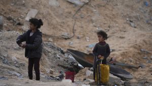 Israeli negotiators head to Qatar for Gaza truce talks
