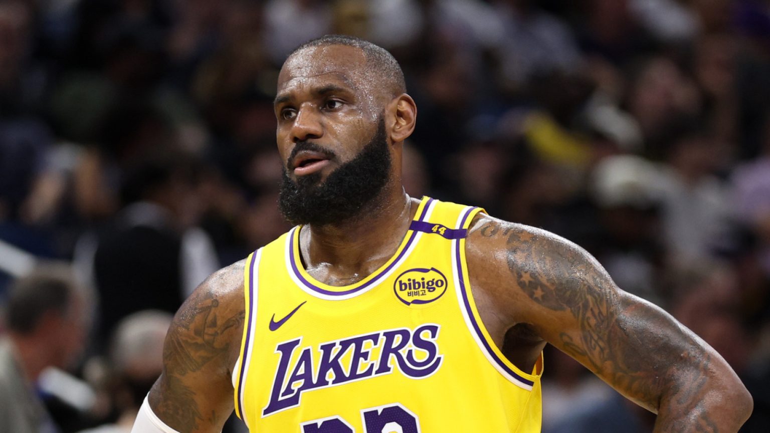LeBron takes jab at Nineteen Seventies NBA whereas discussing the comparability of eras LeBron takes jab at Nineteen Seventies NBA whereas discussing the comparability of eras