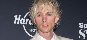 Machine Gun Kelly Appears to be like Completely Completely different In Newest L.A. Sighting