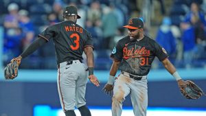 MLB Opening Day winners, losers: Historic marks set round league