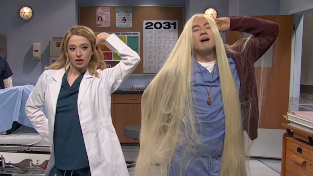 Mikey Madison & Bowen Yang Recreate Hilary Duff’s Viral ‘At present’ Present Choreography Mikey Madison & Bowen Yang Recreate Hilary Duff’s Viral ‘At present’ Present Choreography