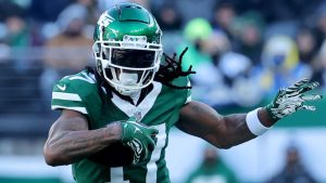 Rams to signal three-time All-Professional WR Davante Adams