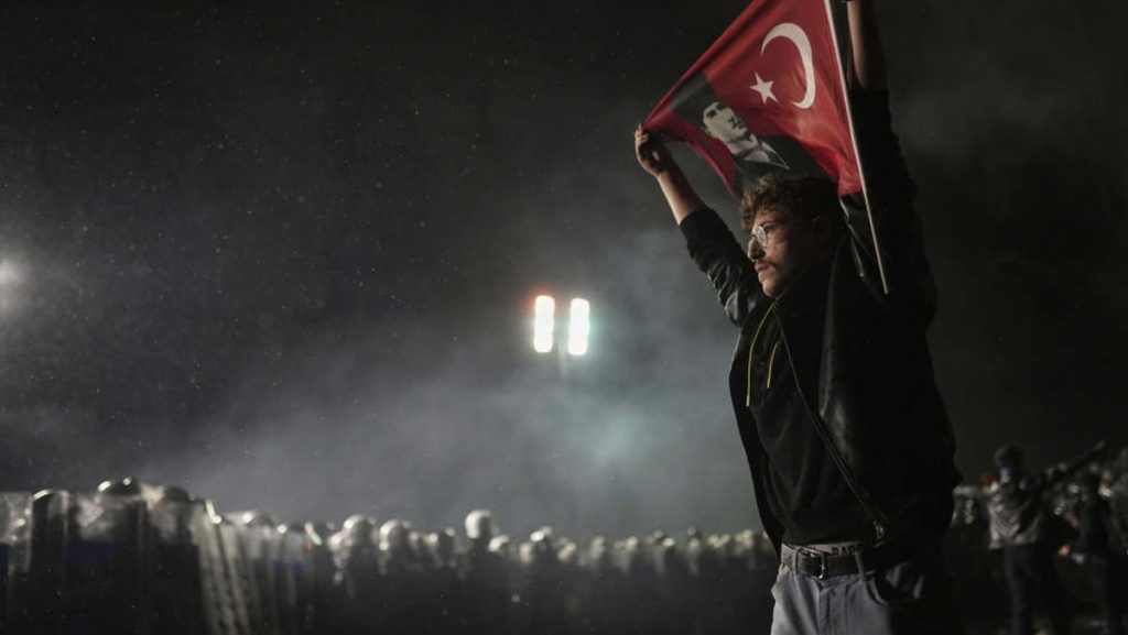 Turkey jails Istanbul mayor earlier than trial, stoking opposition anger