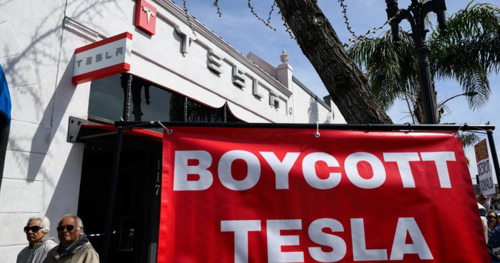 Readers reply to vandalism towards and boycotts of Tesla