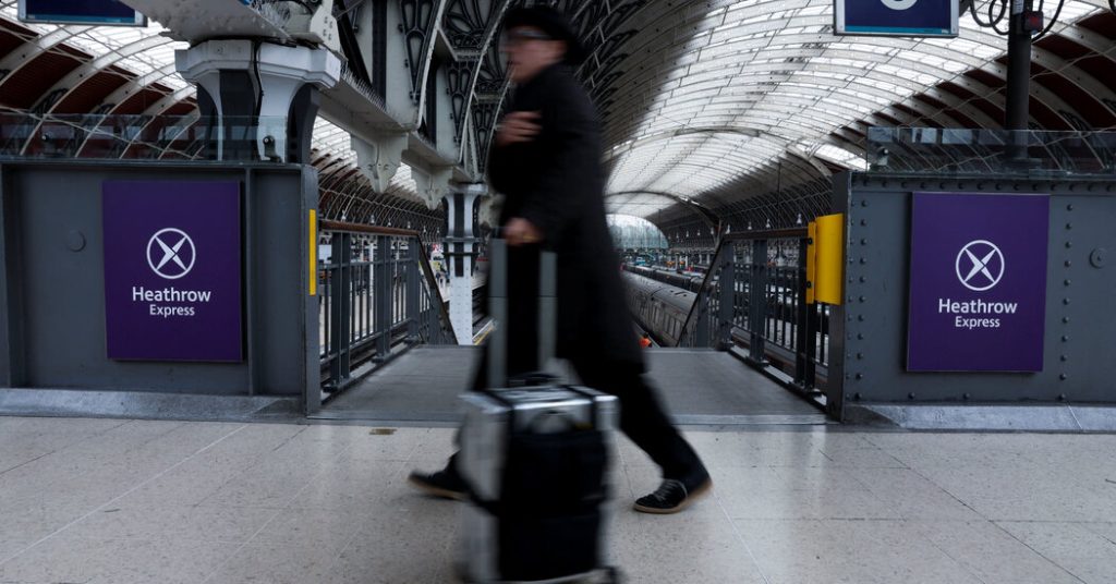 Hearth Briefly Disrupts Heathrow Airport Practice Service Hearth Briefly Disrupts Heathrow Airport Practice Service