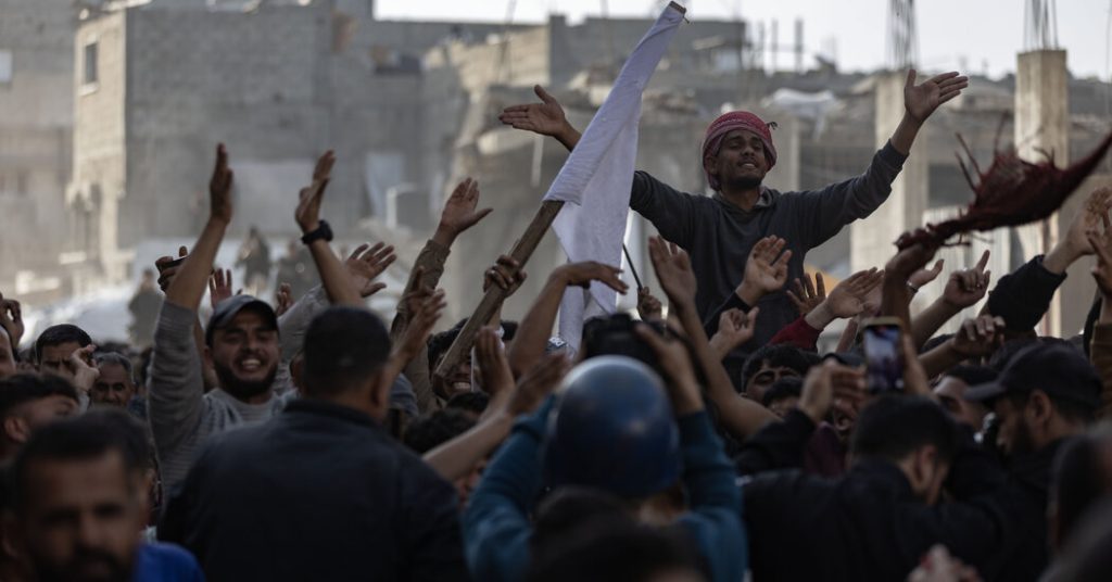 Protesters in Gaza Name on Hamas to Step Apart