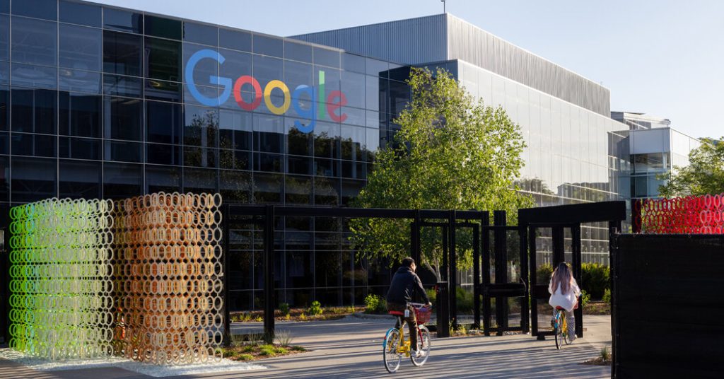 Google Says Workers Can Talk about Antitrust Case
