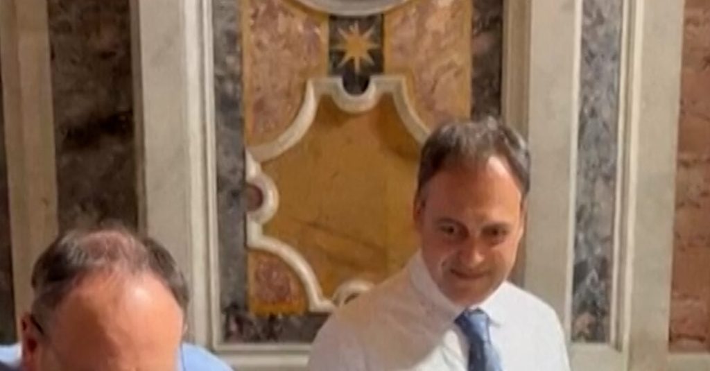 Pope Francis, in Avenue Garments, Makes Shock Go to in St. Peter’s Basilica