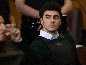 US prosecutors to hunt loss of life penalty towards CEO killing suspect Mangione | Crime Information