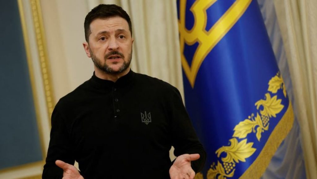 Zelenskyy accuses Russia of systematically recruiting Chinese language fighters