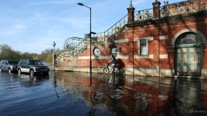 Britain unprepared for worsening influence of local weather change, advisers say