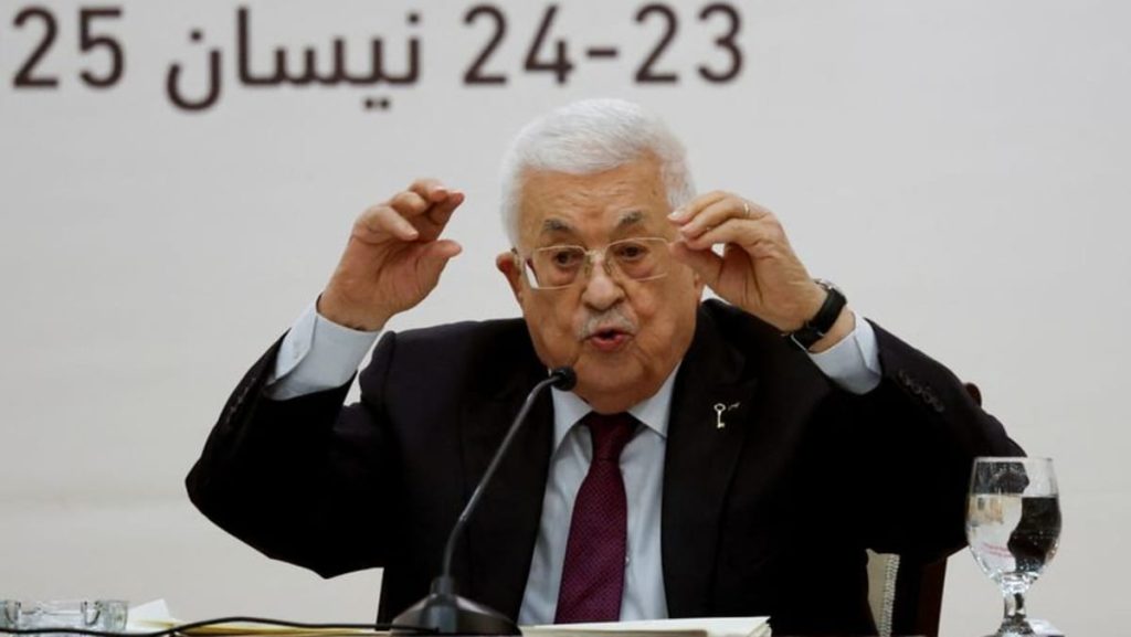 Palestinian president Abbas urges Hamas at hand over its arms
