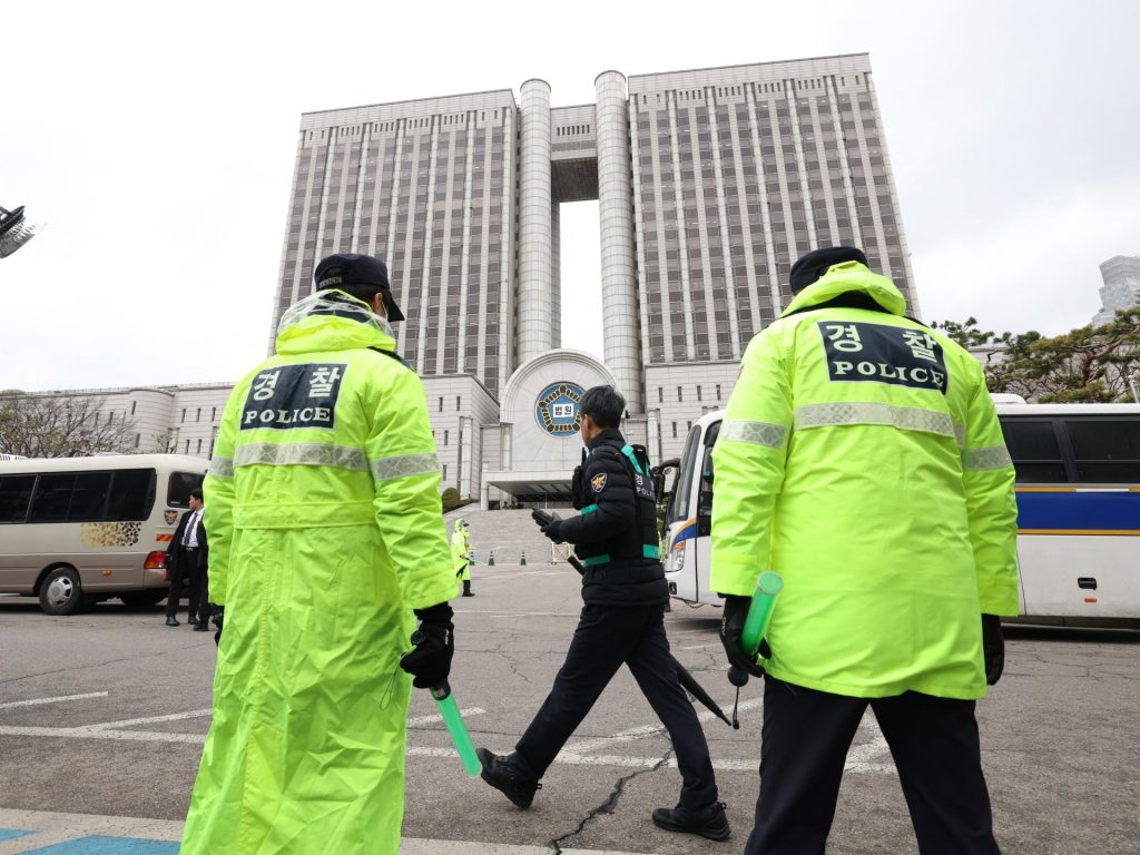 South Korea’s ex-President Yoon denies riot as felony trial opens | Courts Information South Korea’s ex-President Yoon denies riot as felony trial opens | Courts Information