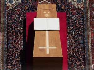 From the mightiest to the common-or-garden: 1000’s collect for Pope Francis funeral | Faith Information