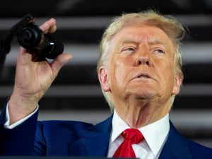 Trump blames predecessor as US economic system hit by tariff insurance policies | Donald Trump Information