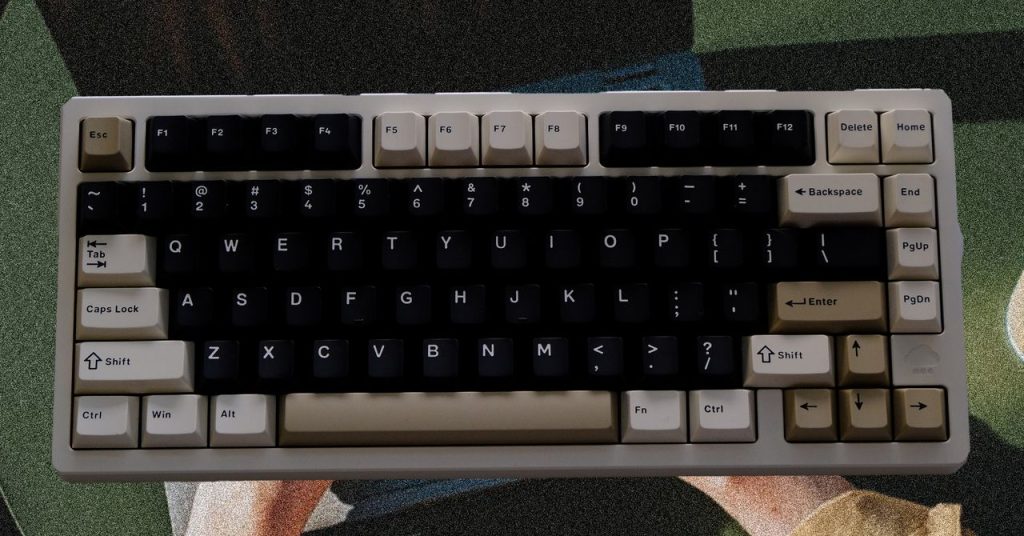 WobKey Wet 75 Evaluation: A Nice Funds Mechanical Keyboard