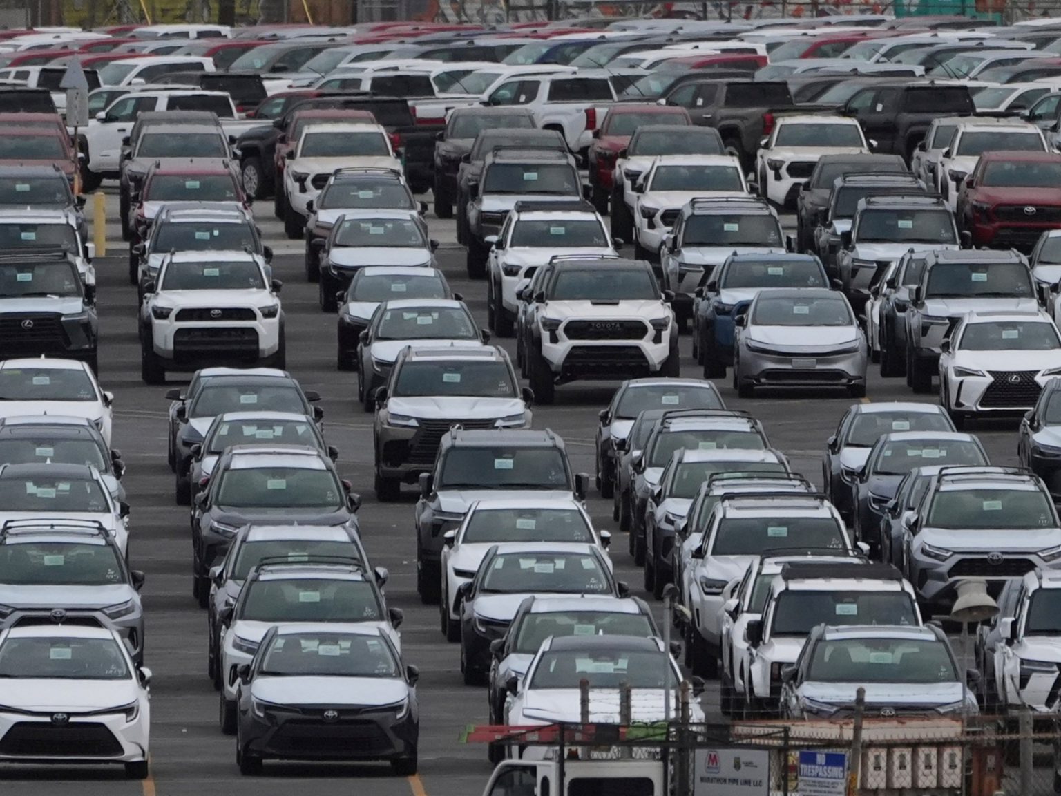 Trump’s ‘America first’ coverage is complicating enterprise of constructing vehicles | Enterprise and Financial system Information
