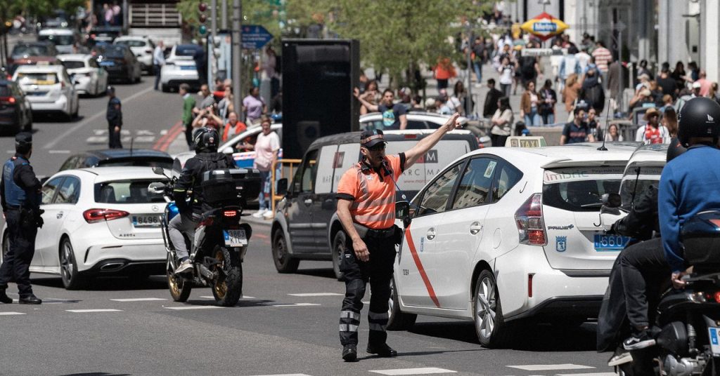 The Agonizing Job of Turning Europe’s Energy Again On