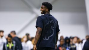 Fan sues NFL for 0M over Shedeur Sanders falling in draft