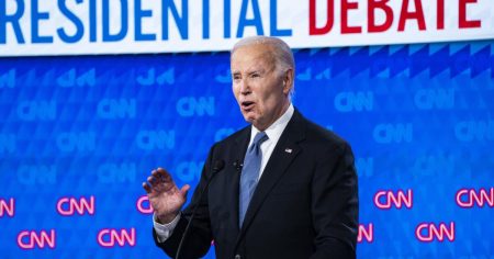 Letters to the Editor: Don’t blame the general public for not understanding how dangerous President Biden’s well being had gotten