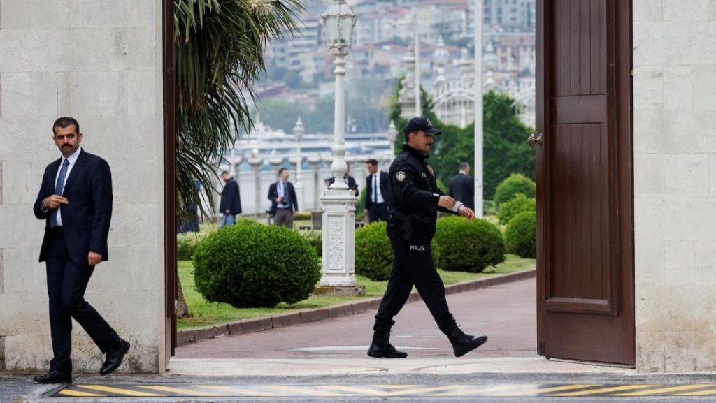 Russia and Ukraine to satisfy in Istanbul, however expectations low