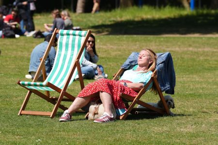 When will it get heat in London once more?
