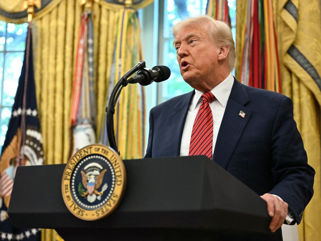 Trump to announce commerce cope with UK on Thursday, studies say | Donald Trump Information