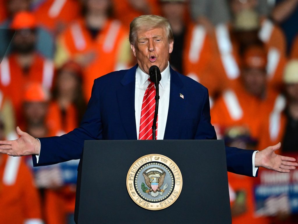 Trump says US will elevate metal tariffs to 50 % at Pennsylvania rally | Donald Trump Information Trump says US will elevate metal tariffs to 50 % at Pennsylvania rally | Donald Trump Information
