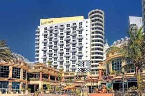 Artsy Themed Accommodations & Choose Cruises {Infographic}