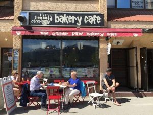 Bakeries In Jasper, Alberta | Bear’s Paw Bakery {Evaluate}