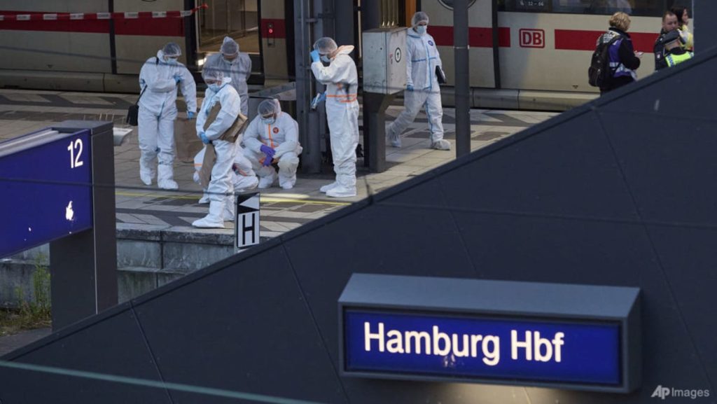 18 injured after stabbing at Hamburg prepare station in Germany, all in steady situation 18 injured after stabbing at Hamburg prepare station in Germany, all in steady situation