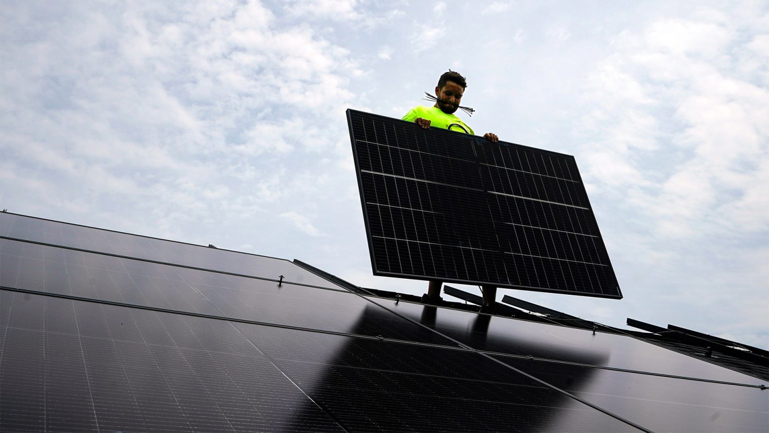 Is the race for clear power dropping momentum? | Enterprise and Financial system