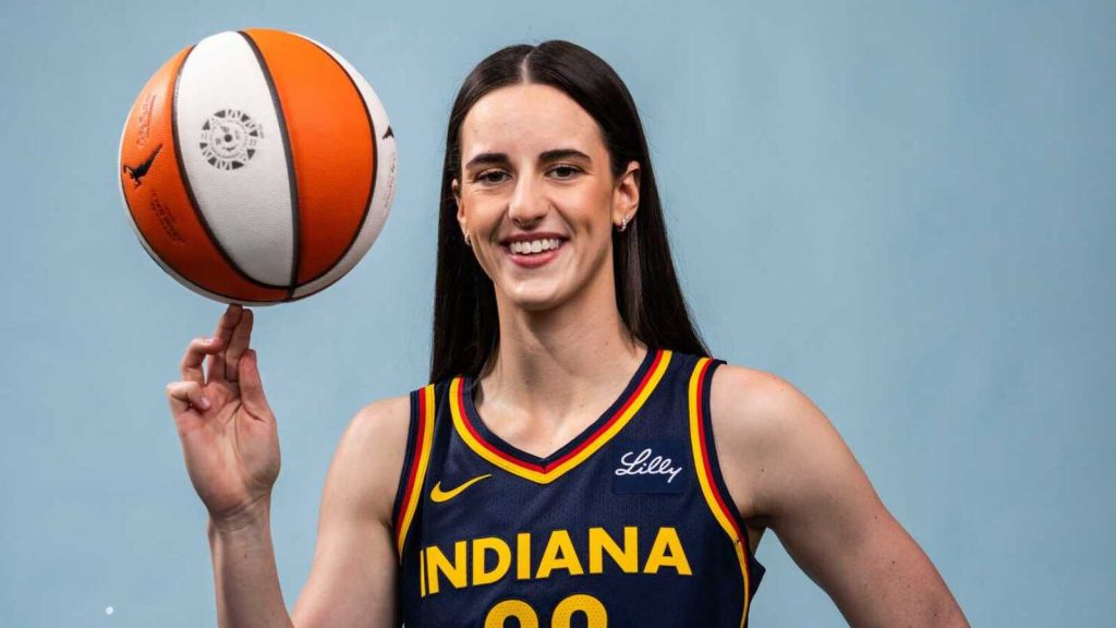 Caitlin Clark setting excessive bar heading into 2025 season Caitlin Clark setting excessive bar heading into 2025 season