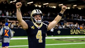 Insider updates if Derek Carr may make NFL comeback