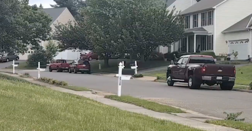 Teenager Fatally Shot Throughout ‘Ding Dong Ditch’ TikTok Prank Teenager Fatally Shot Throughout ‘Ding Dong Ditch’ TikTok Prank