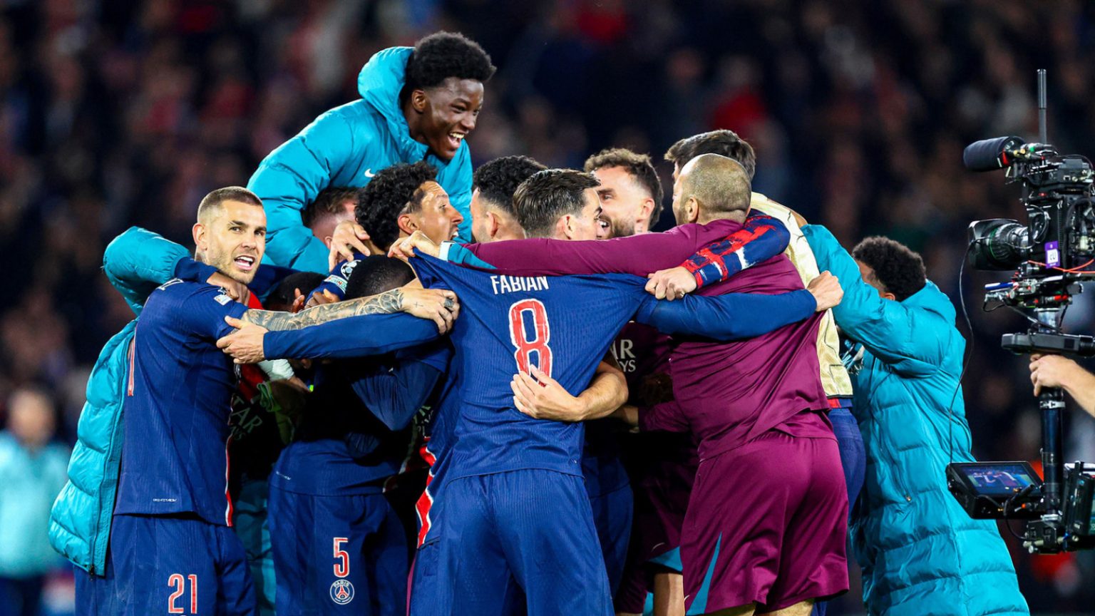 PSG defeats Arsenal to earn spot in Champions League last PSG defeats Arsenal to earn spot in Champions League last