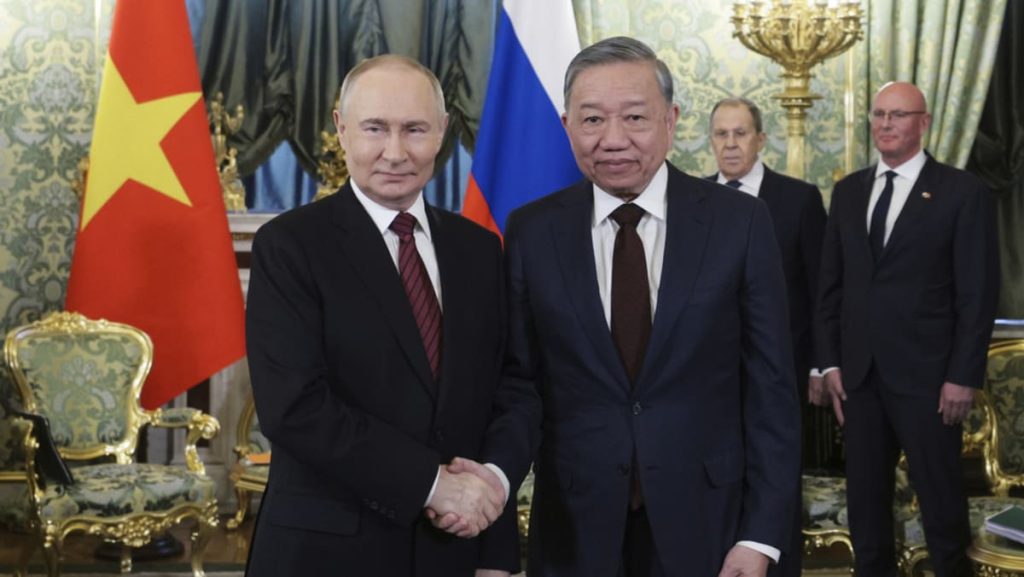 Vietnam, Russia comply with rapidly signal nuclear energy plant deal