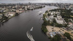 Nigeria jails 15 Asians for web scams