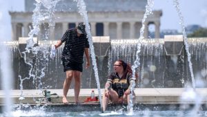 US cities face report excessive temperatures on worst day of heatwave