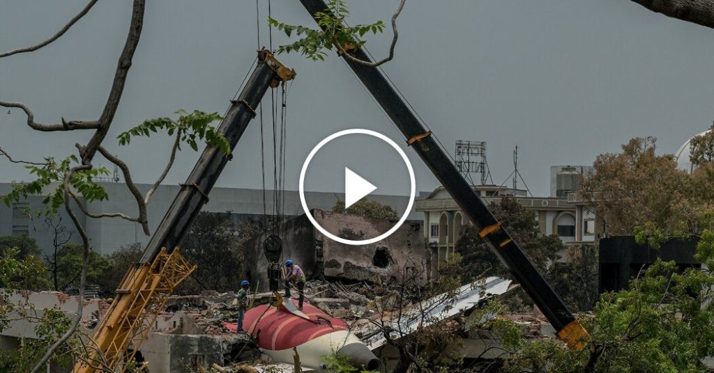 Air India C.E.O.’s Feedback on Crash Draw Backlash On-line